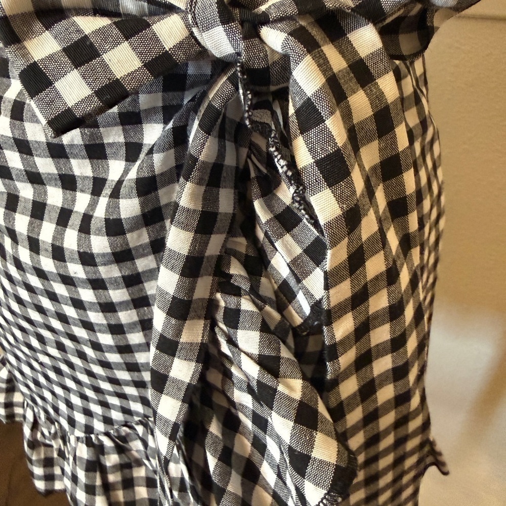 Stylish Gingham Checkered Wrap Mini Skirt with Ruffles - Picture 7 of 11